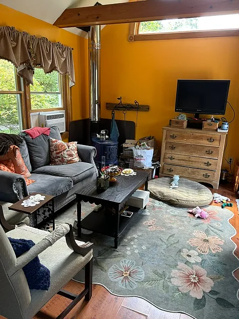2 bed, 784 sqft, $2,800 — Photo 2