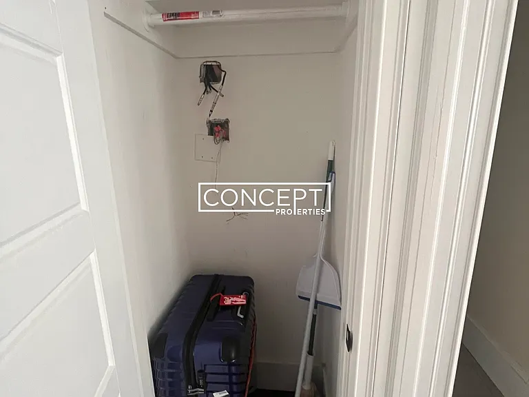 25 Commonwealth Ter #3 — Photo 10