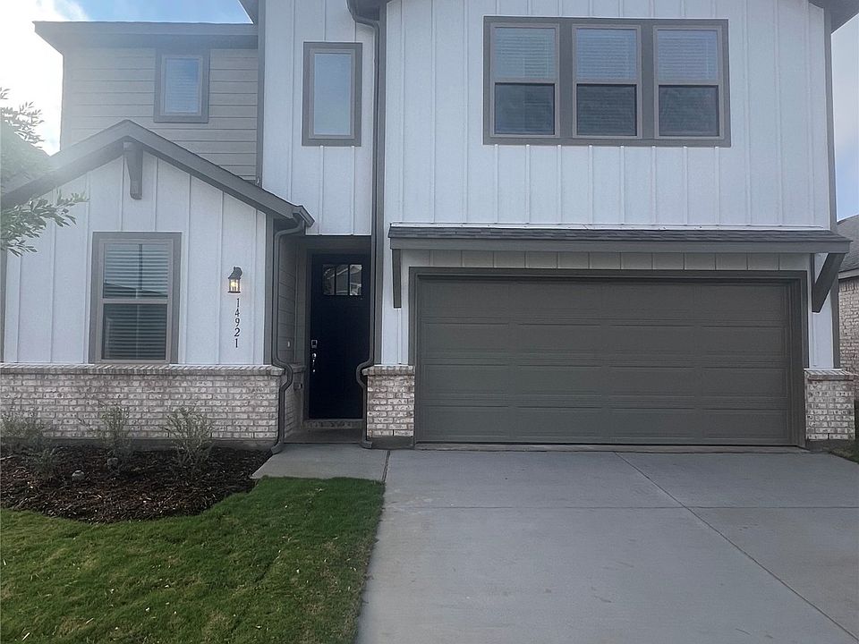 1st image of 14921 Hierba Mora Dr