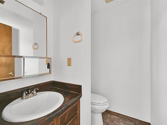 5th image of 2394 Washo Cir