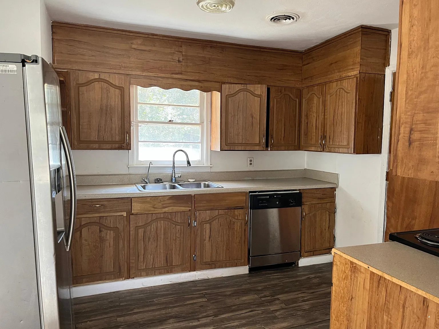 7679 Carolina Hwy — Photo 2