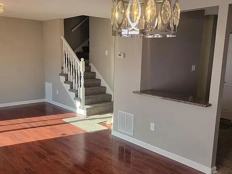 6083 Pennsylvania Dr — Photo 20