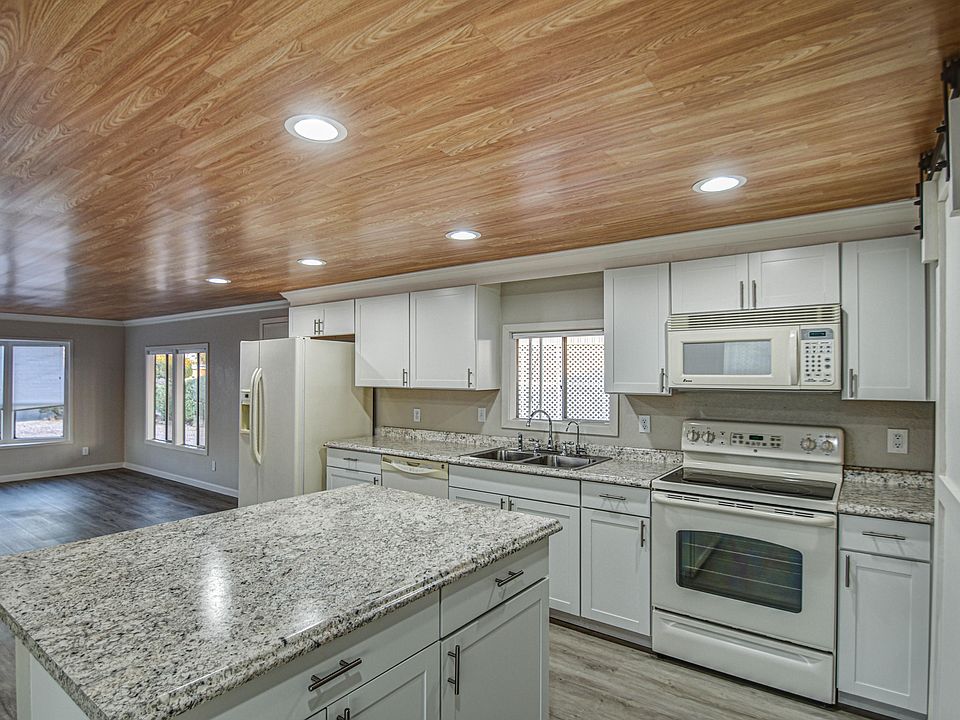 1st image of 7563 E Arbor Ave