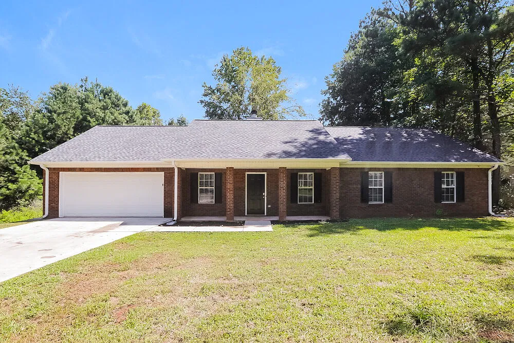 3 bed, 2.0 bath, 1586 sqft, $1,775 — Photo 1