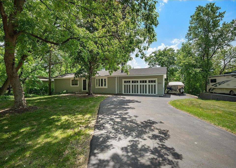 1st image of 15735 Gleason Lake Dr