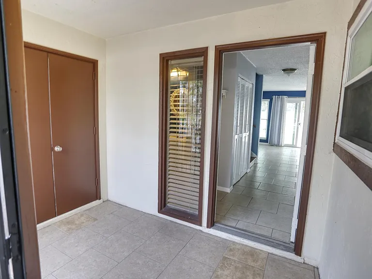 437 N Halifax Ave #5 — Photo 3