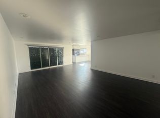 9957 Durant Dr #203, Beverly Hills, CA 90212
