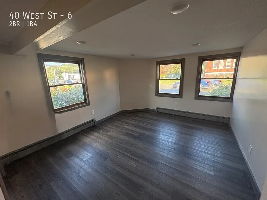 40 West St - #6 — Photo 2