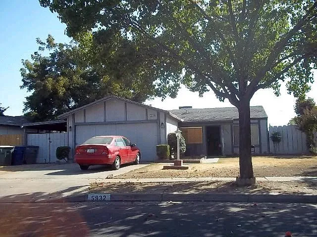 5932 E Robinson Ave photo 1