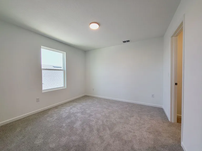 9051 Coral Cape St — Photo 15