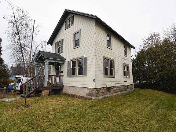 2nd image of 22 Main St