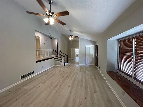 Huge great room with vaulted ceilings