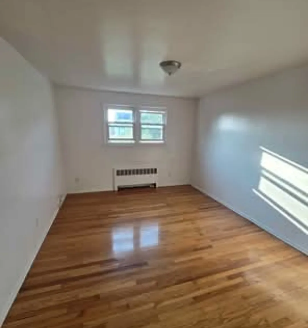 2 bed, 1200 sqft, $2,800 — Photo 1