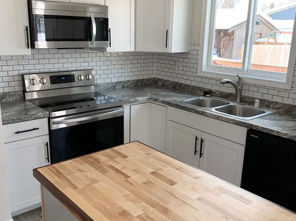 6900, 6900 Cranberry St, Anchorage, AK 99502