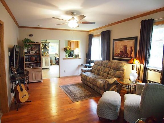 2nd image of 423 South St