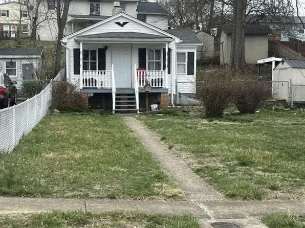 207 Avon Rd, Hagerstown, MD 21740