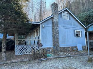 1224 Laurel Knob Rd, Cashiers, NC 28717
