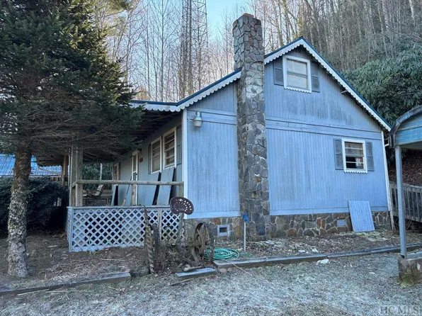 1224 Laurel Knob Road, Cashiers, NC 28717