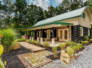 537 Turning Leaf Ln, Mill Spring, NC 28756