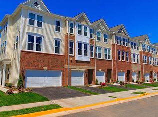 21754 Harroun Ter, Ashburn, VA 20147