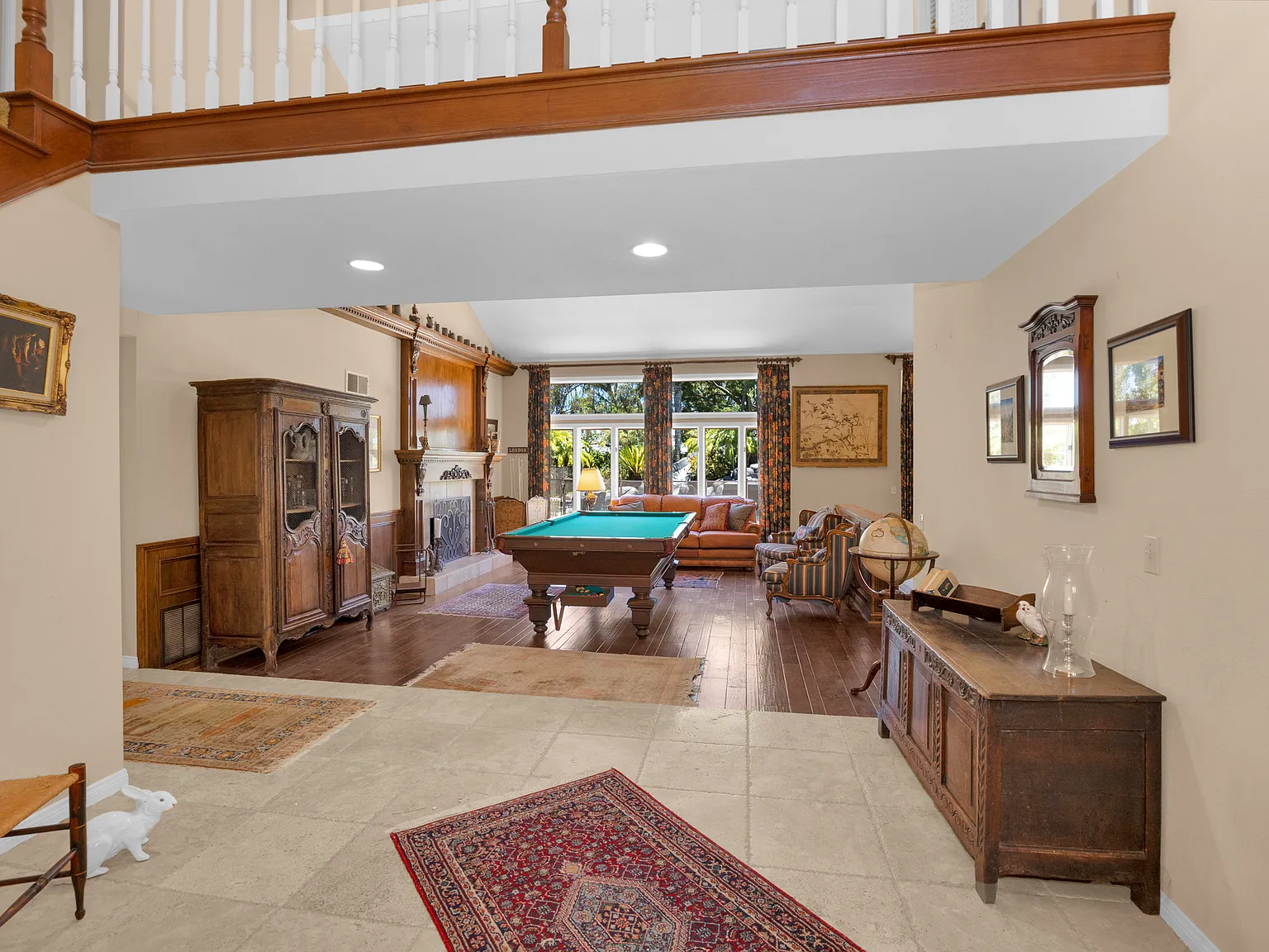 5 bed, 4.5 bath, 4493 sqft, $13,000 — Photo 4
