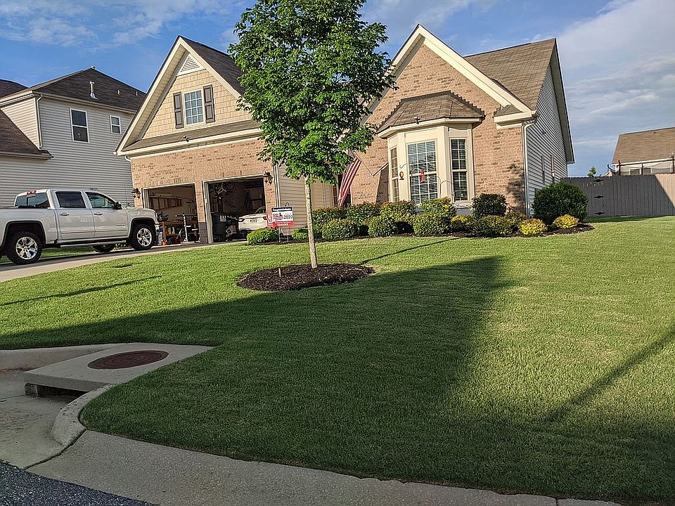 2nd image of 109 Amherst Way