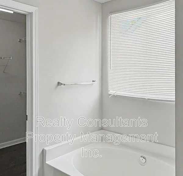 2717 Forest Grove Ct — Photo 26