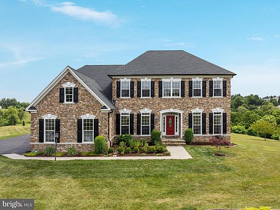 3rd image of 38786 Rambling Farm Dr