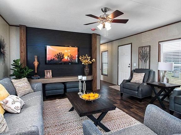 5th image of 1013 Breezy Oaks