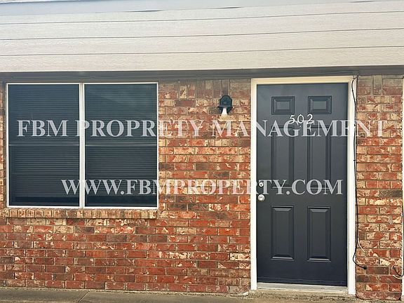 3rd image of 825 Tehuacana Dr #502