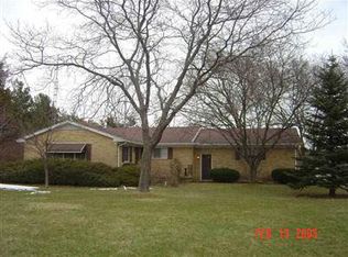 2287 S Nichols Rd, Lennon, MI 48449