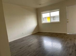 1537 8th Avenue - B, Oakland, CA 94606