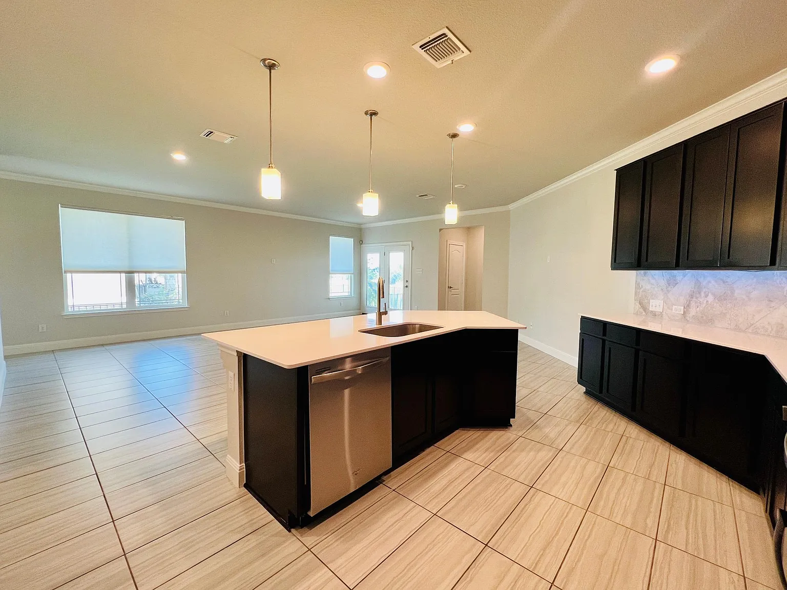 270 Danish Dr — Photo 4