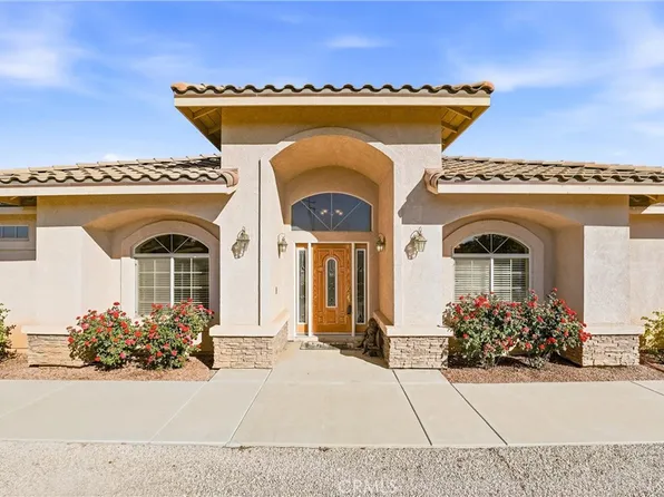 5773 Merito St, Oak Hills, CA 92344