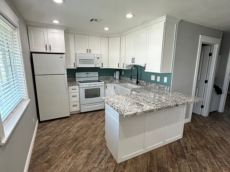 934 N Hayden Rd #4 — Photo 8