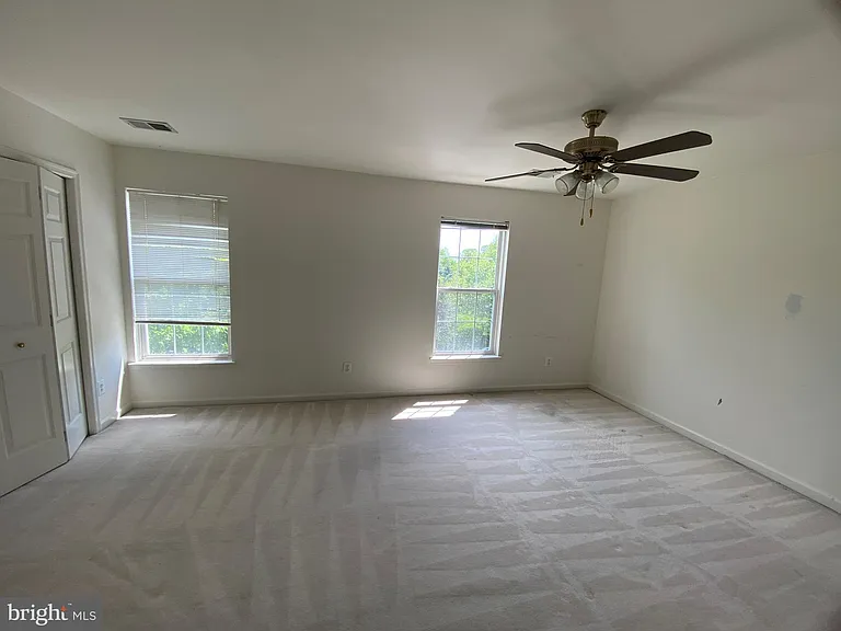 2560 Belcroft Pl — Photo 21