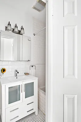 Rented by Douglas Elliman | media 2