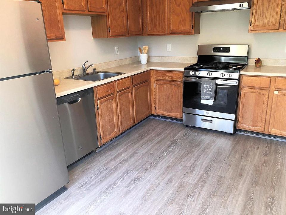 2nd image of 10620 Wakeman Dr