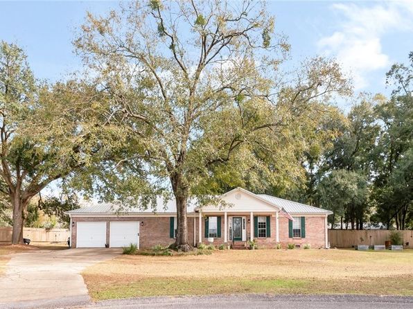 8080 Pamela Ct, Theodore, AL 36582
