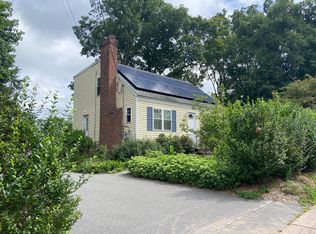 23 Whitney Rd, Manchester, CT 06040