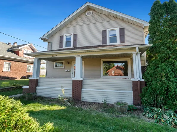 2229 Broadway, Rockford, IL 61104