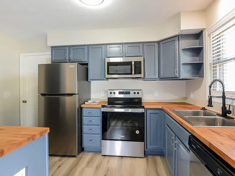 5291 Villa Ct — Photo 11