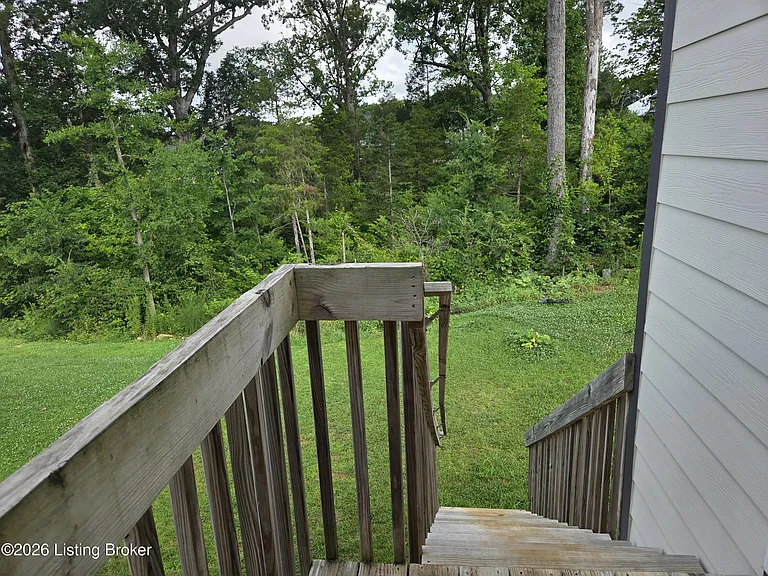 108 Strawberry Field Dr — Photo 13