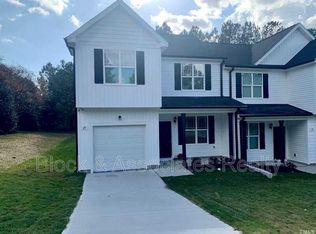 25 Stewarts Knob Dr, Clayton, NC 27527