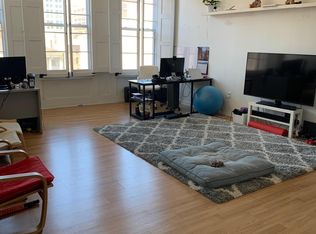 19 Bank St #401, Philadelphia, PA 19106