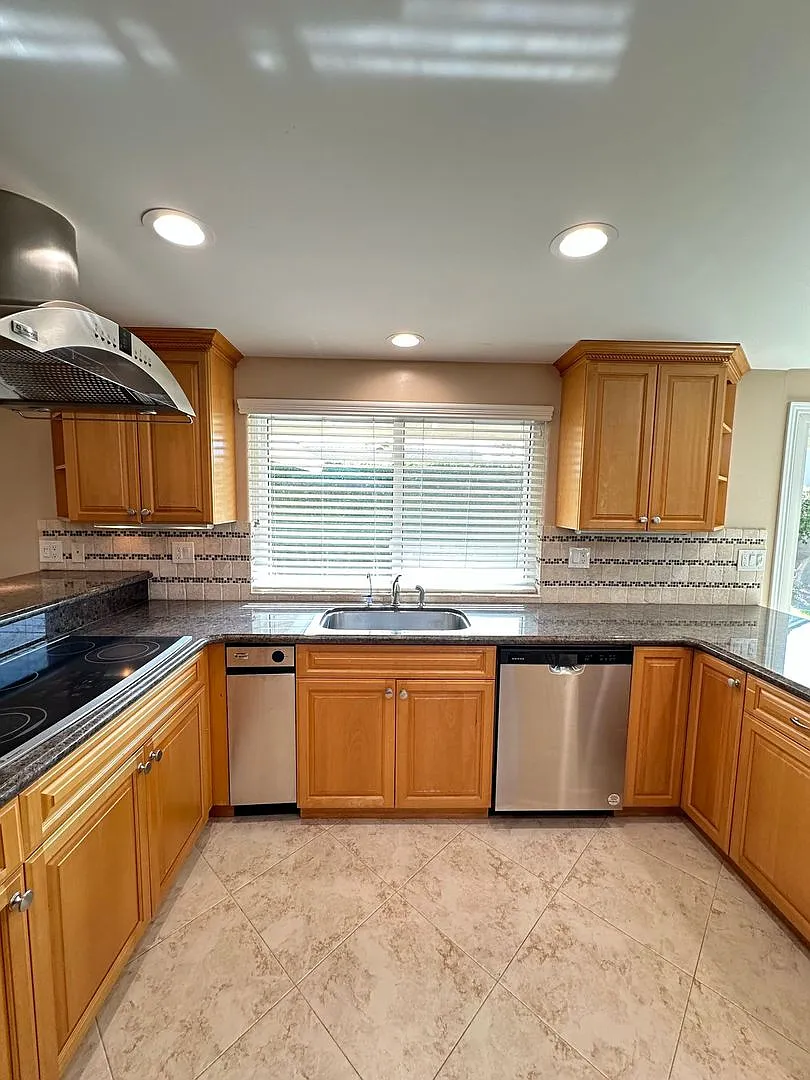 Rossmoor - Gorgeous Home - 3 Bed 2 Bath - Stunning — Photo 3