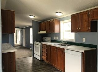 54 Maple Dr, Van Buren Twp, MI 48111