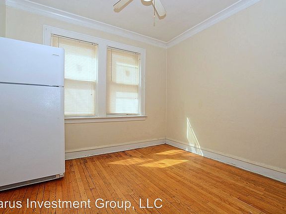 3rd image of 6710 S Campbell Ave #2