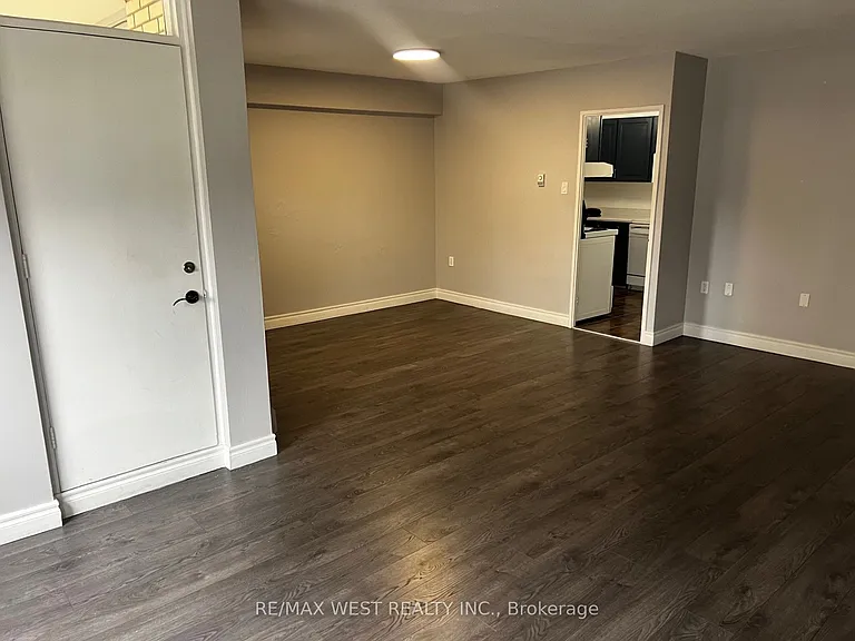 130 Neptune Dr #202 — Photo 11