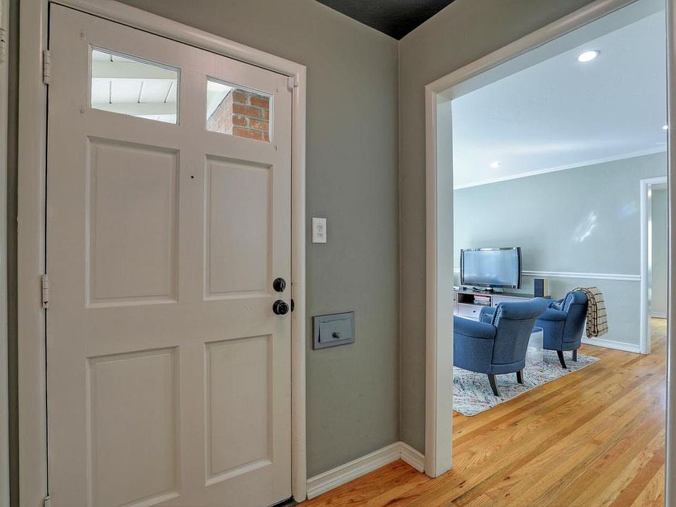 1st image of 637 Fuller Ave